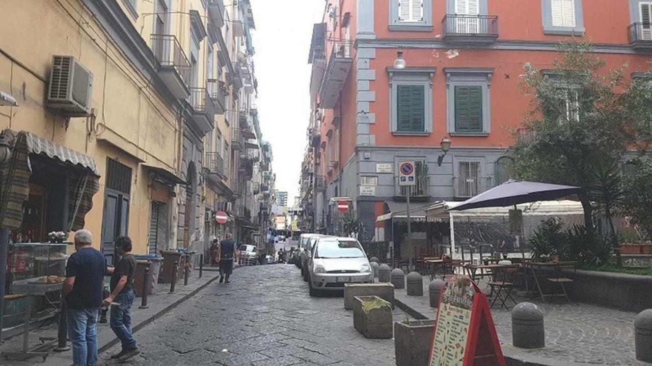 Domus Pupetta Leilighet Napoli Eksteriør bilde